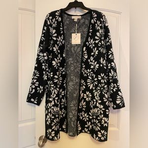 Black & white flower cardigan